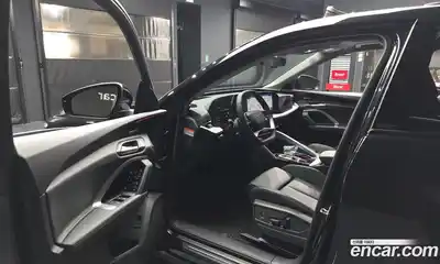 Audi Q5 2025 2.0 Автомат в Москве № 162256, миниатюра 5