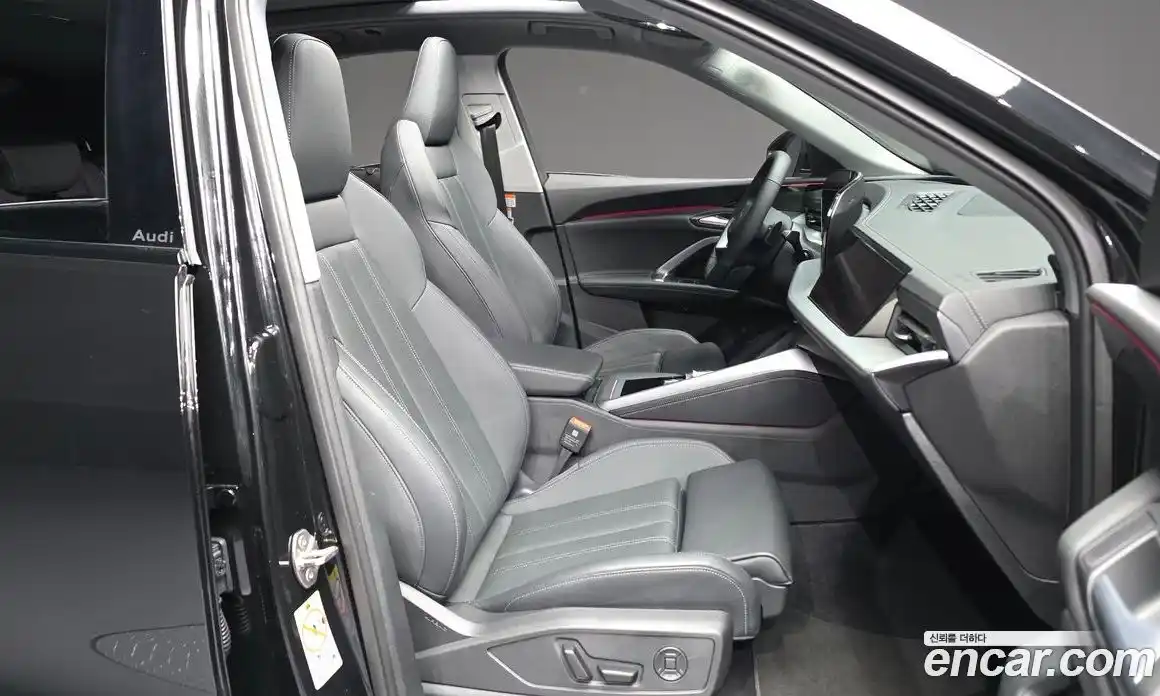 Audi Q5 2025 2.0 Автомат в Москве № 162256, фото 10