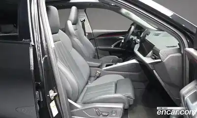 Audi Q5 2025 2.0 Автомат в Москве № 162256, миниатюра 10