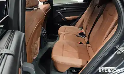 Audi Q5 2023 2.0 Автомат в Москве № 162623, миниатюра 11