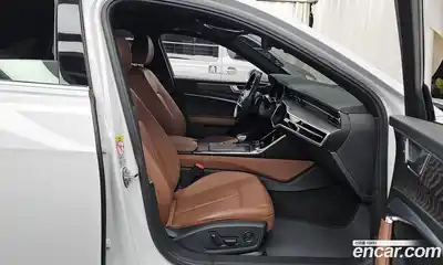 Audi A6 2022 2.0 Автомат в Москве № 162969, миниатюра 2