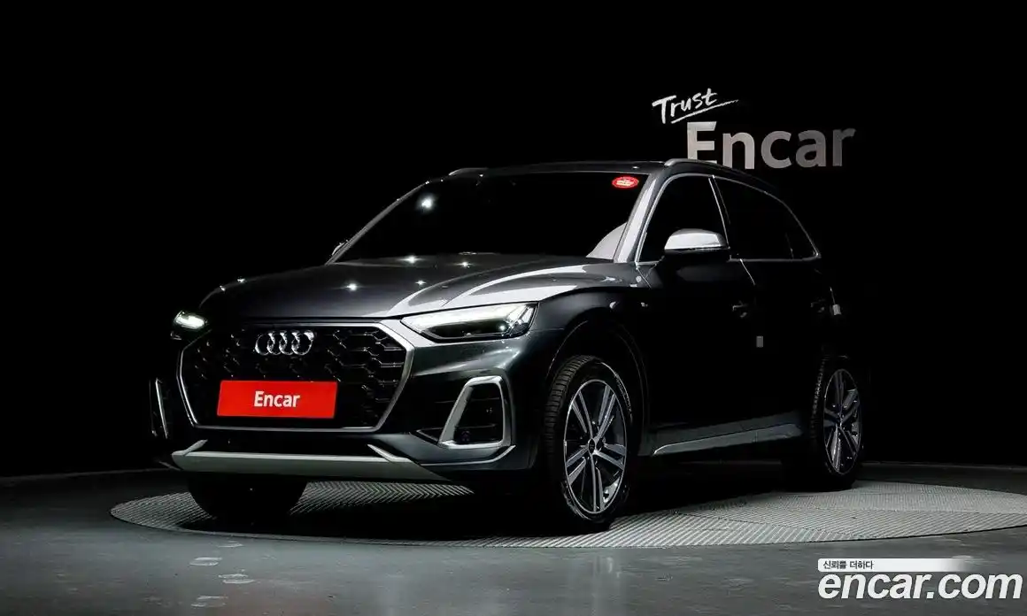 Audi Q5 2023 2.0 Автомат в Москве № 163022, фото 3