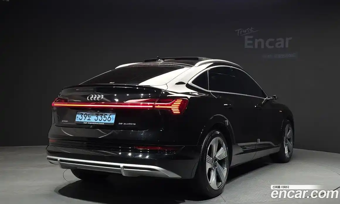 Audi e-tron 2022 0.2 Автомат в Москве № 163466, фото 7