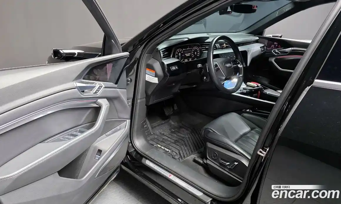 Audi e-tron 2022 0.2 Автомат в Москве № 163466, фото 9