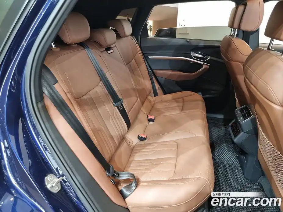 Audi e-tron 2023 0.2 Автомат в Москве № 164118, фото 11