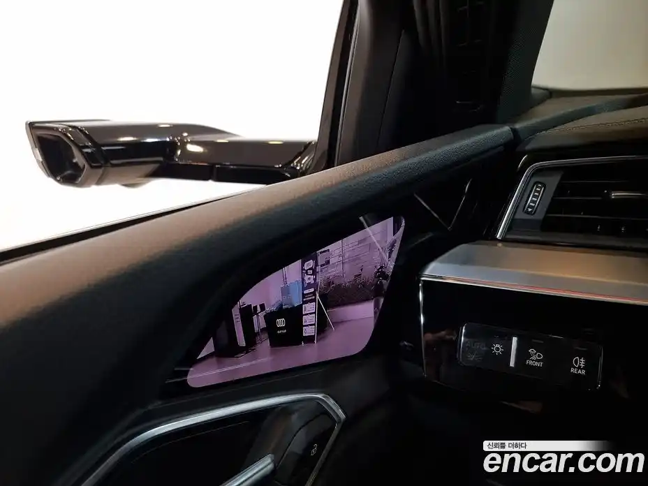 Audi e-tron 2023 0.2 Автомат в Москве № 164118, фото 16