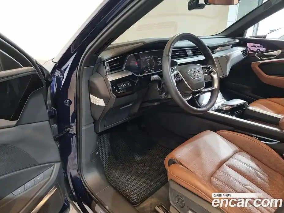 Audi e-tron 2023 0.2 Автомат в Москве № 164118, фото 10