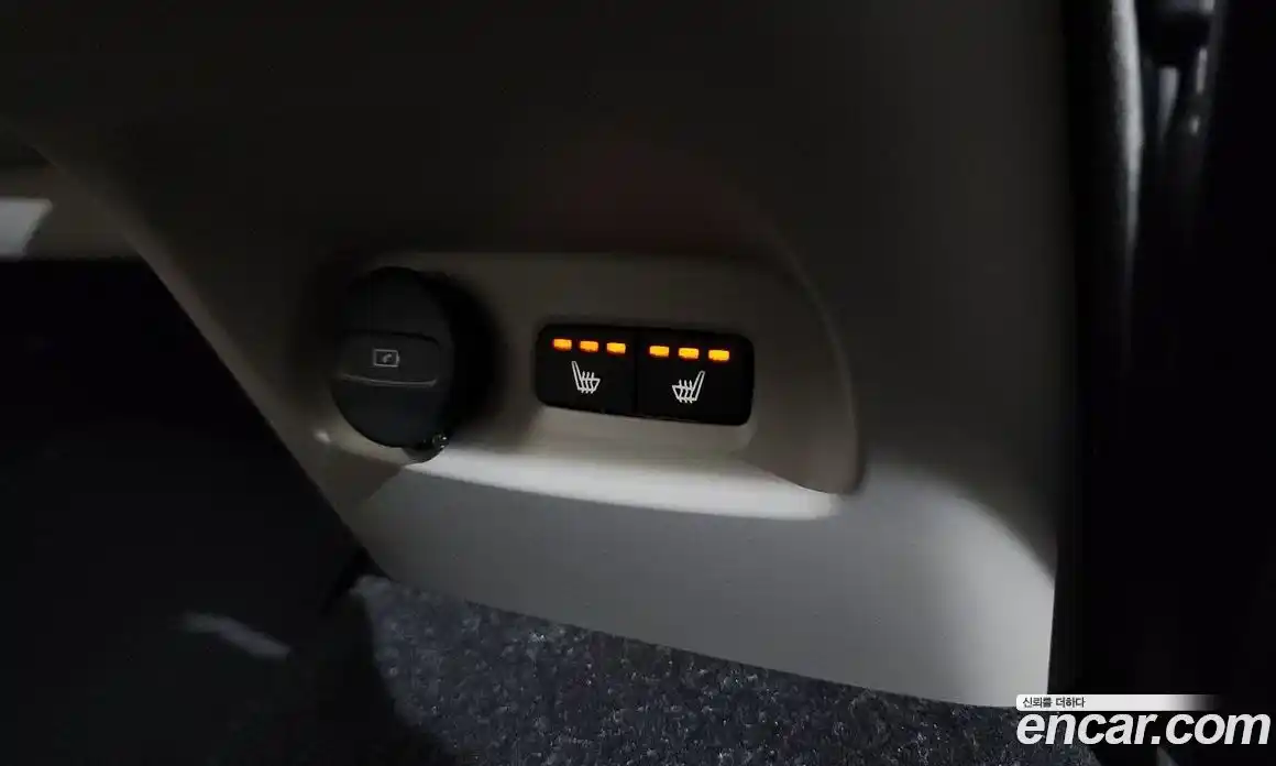 Volvo XC40 2023 2.0 Автомат в Москве № 164212, фото 18