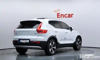 Volvo XC40 2023 2.0 Автомат в Москве № 164212, миниатюра 2