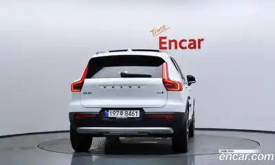 Volvo XC40 2023 2.0 Автомат в Москве № 164212, миниатюра 4