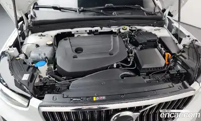 Volvo XC40 2023 2.0 Автомат в Москве № 164212, миниатюра 6