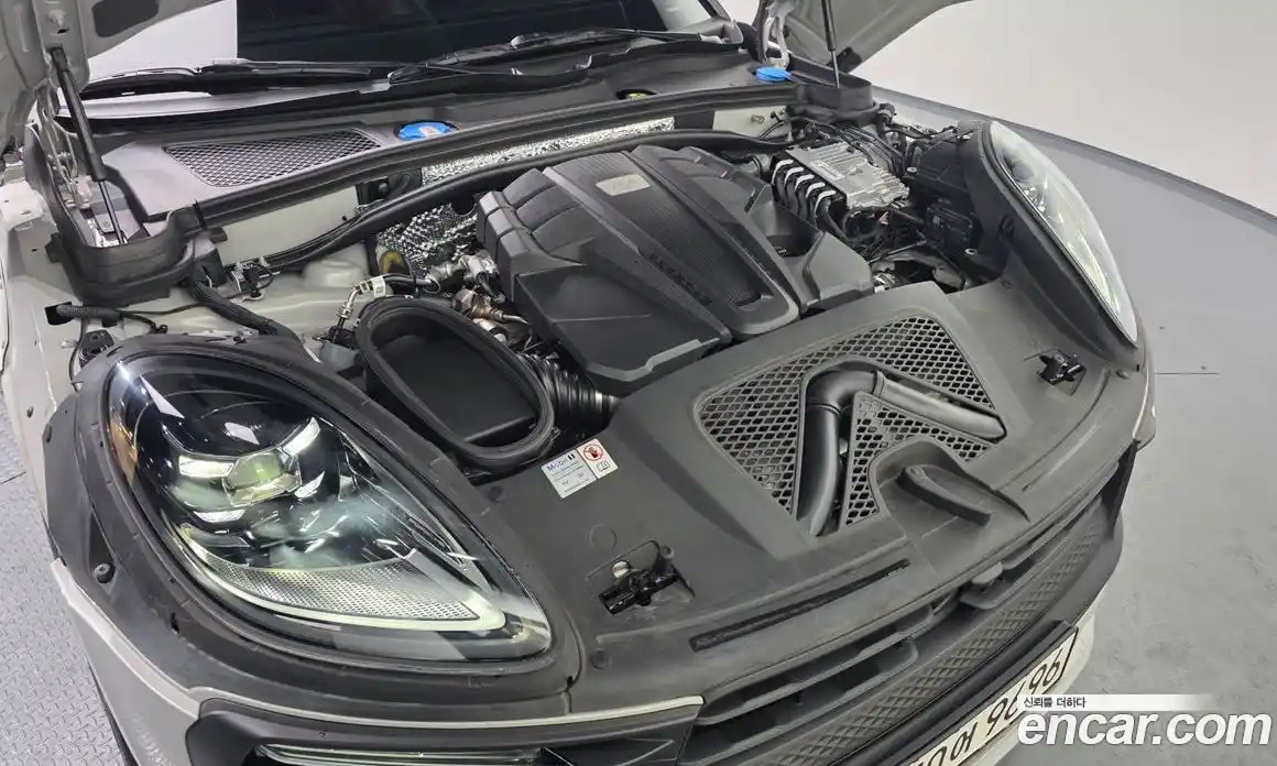 Porsche Macan 2023 2.9 Автомат в Москве № 165243, фото 9