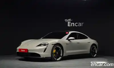 Porsche Taycan, 2021