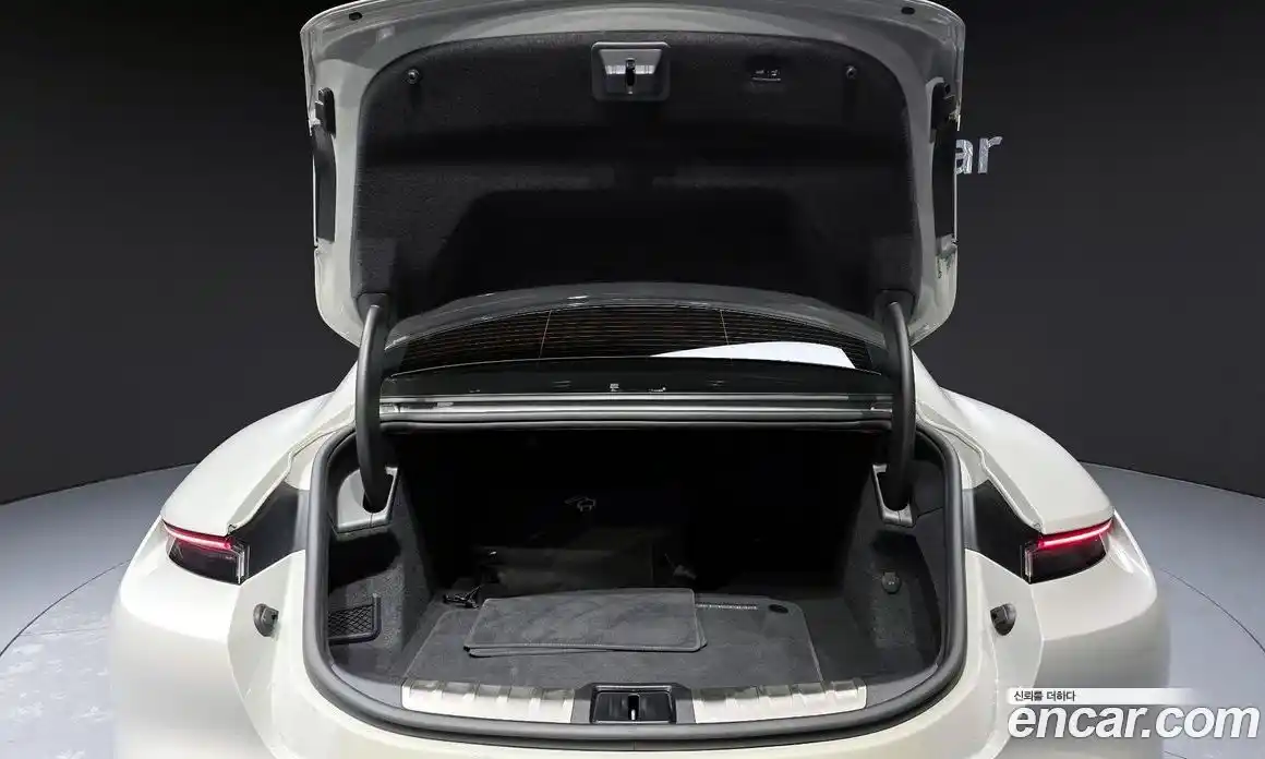 Porsche Taycan 2021 0.1 Автомат в Москве № 165498, фото 17