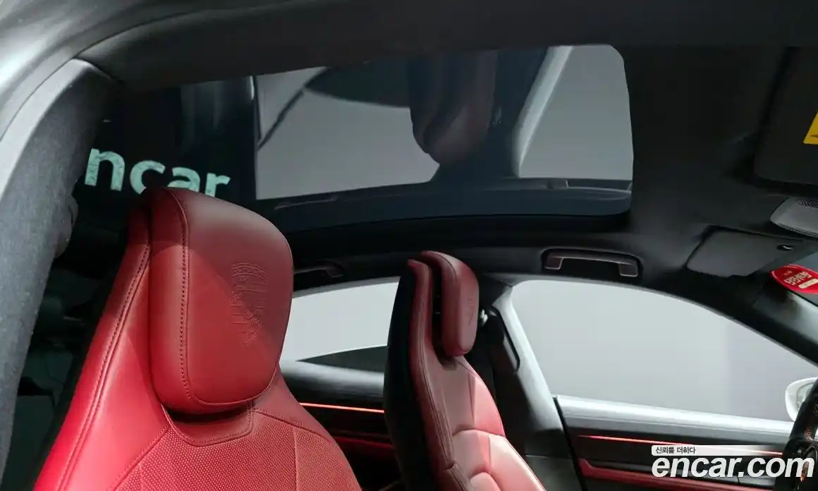 Porsche Taycan 2021 0.1 Автомат в Москве № 165498, фото 18