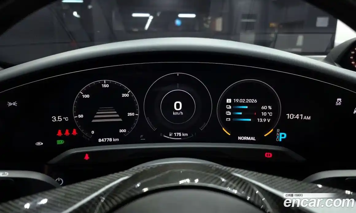 Porsche Taycan 2021 0.1 Автомат в Москве № 165498, фото 8