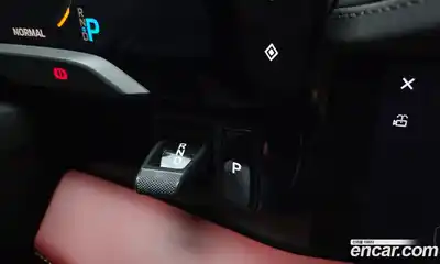 Porsche Taycan 2021 0.1 Автомат в Москве № 165498, миниатюра 9