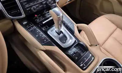 Porsche Cayenne 2014 3.0 Автомат в Москве № 165679, миниатюра 4