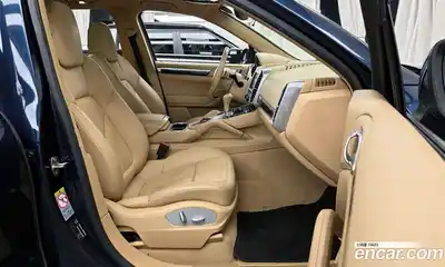 Porsche Cayenne 2014 3.0 Автомат в Москве № 165679, миниатюра 9