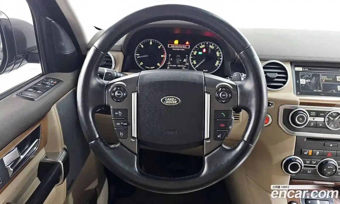 Land Rover Discovery 2016 3.0 Автомат в Москве № 166353, фото 14