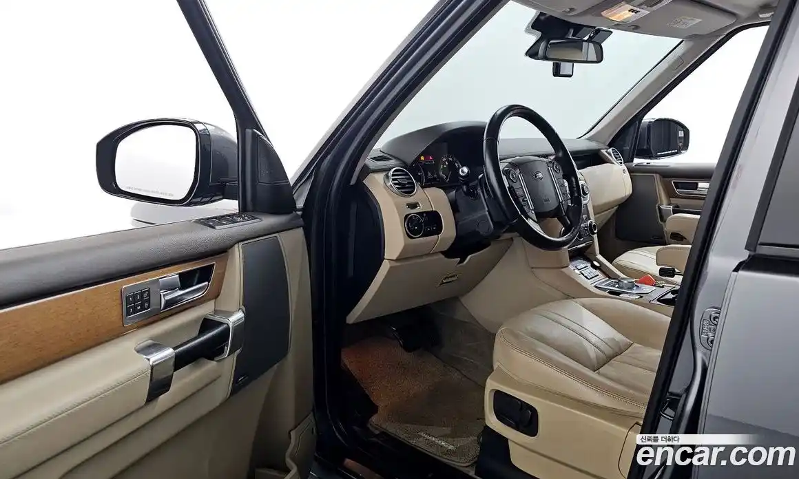 Land Rover Discovery 2016 3.0 Автомат в Москве № 166353, фото 9