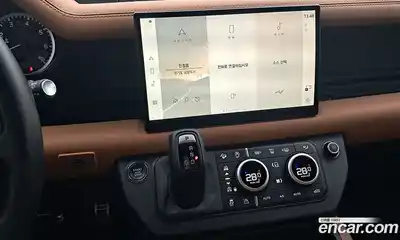 Land Rover Defender 2023 3.0 Автомат в Москве № 166735, миниатюра 7