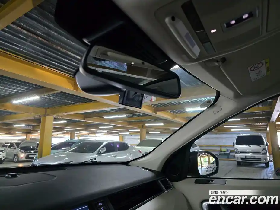 Land Rover Discovery Sport 2016 2.0 Автомат в Москве № 166795, фото 15