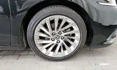 Lexus ES 2023 2.5 Автомат в Москве № 168099, миниатюра 11