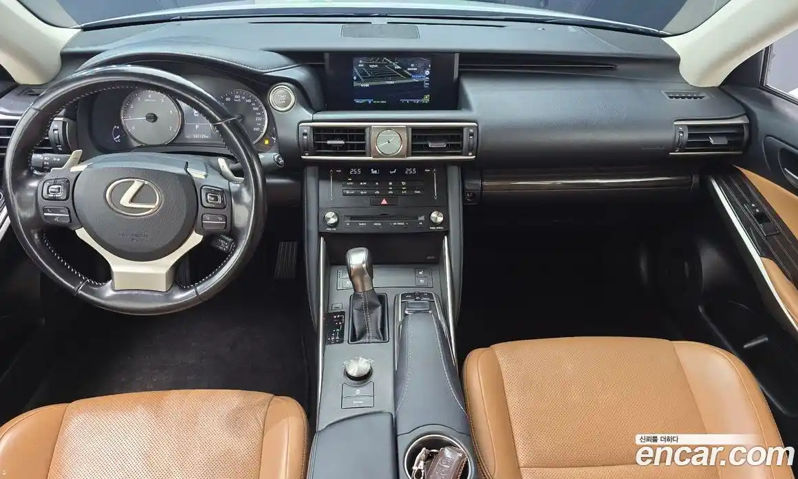 Lexus IS 2017 2.0 Автомат в Москве № 168253, фото 16