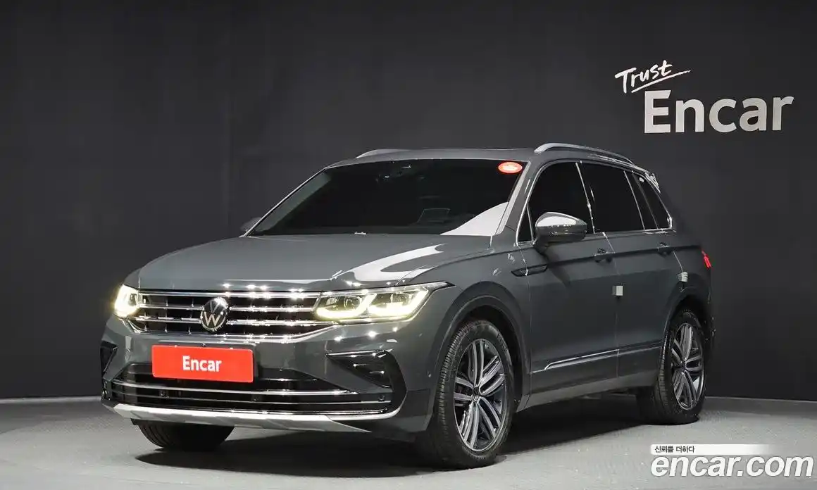 Volkswagen Tiguan 2023 2.0 Автомат в Москве № 168597, фото 11