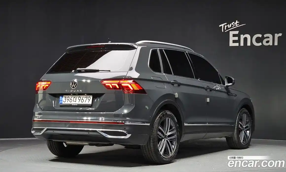 Volkswagen Tiguan 2023 2.0 Автомат в Москве № 168597, фото 19