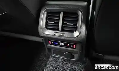 Volkswagen Tiguan 2023 2.0 Автомат в Москве № 168597, миниатюра 8