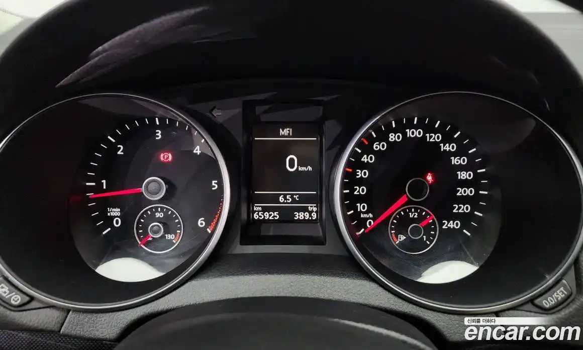 Volkswagen Golf 2013 1.6 Автомат в Москве № 168735, фото 9