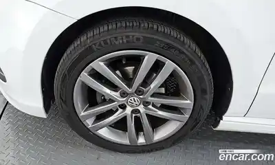 Volkswagen Polo 2016 1.4 Автомат в Москве № 169074, миниатюра 11