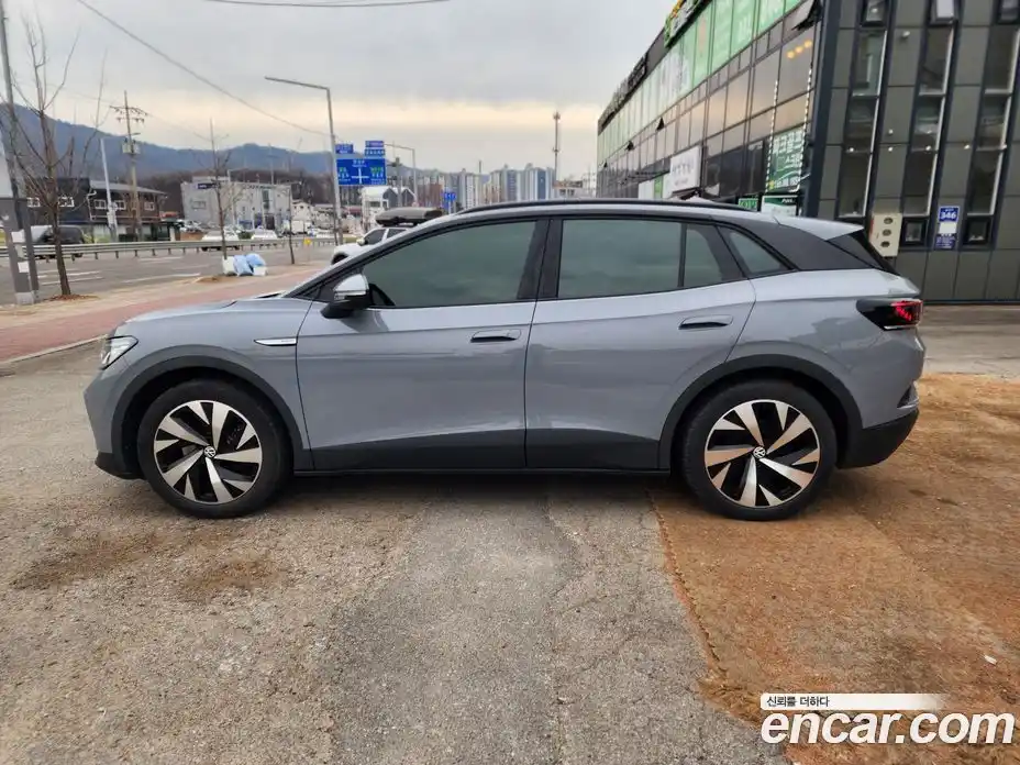 Volkswagen ID.4 2022 Автомат в Москве № 169245, фото 3