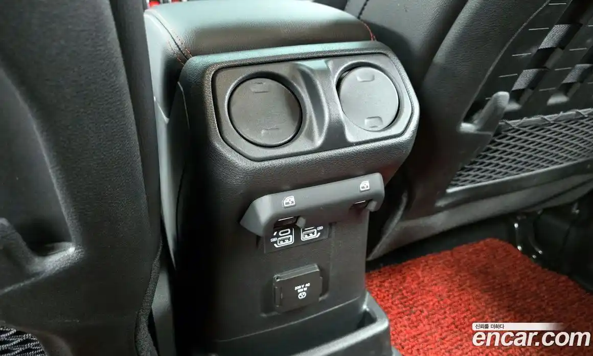 Jeep Wrangler 2023 2.0 Автомат в Москве № 169420, фото 19