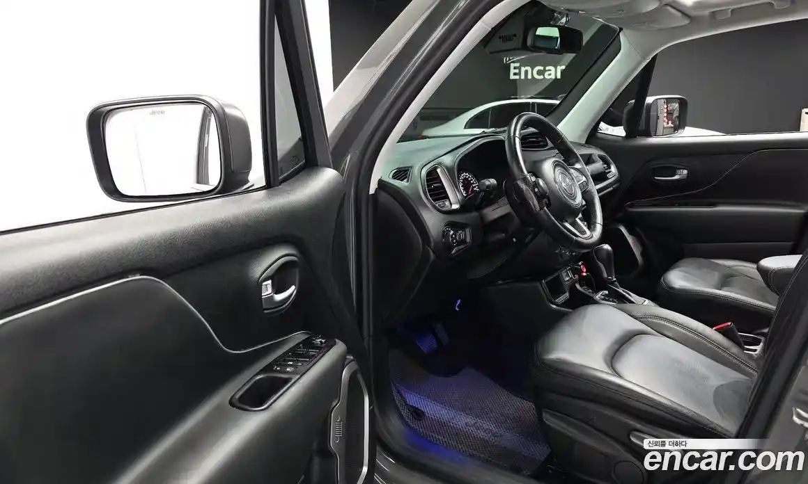 Jeep Renegade 2020 2.4 Автомат в Москве № 169746, фото 17