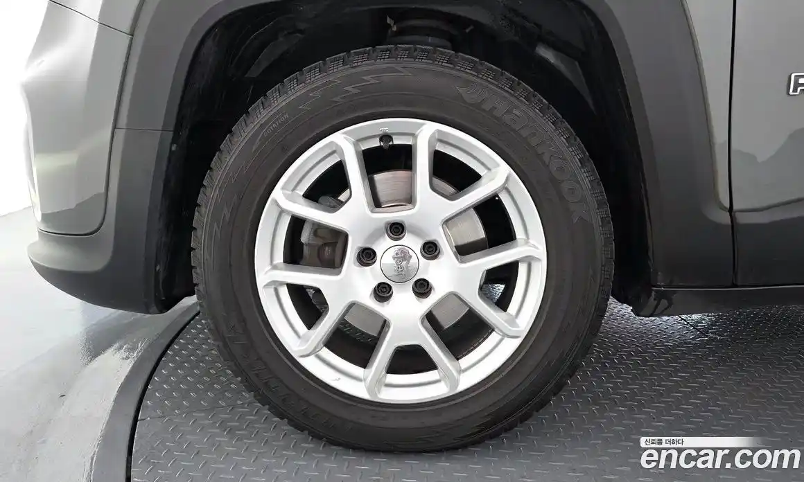 Jeep Renegade 2020 2.4 Автомат в Москве № 169746, фото 9