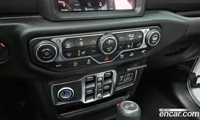 Jeep Wrangler 2021 2.0 Автомат в Москве № 169793, миниатюра 8