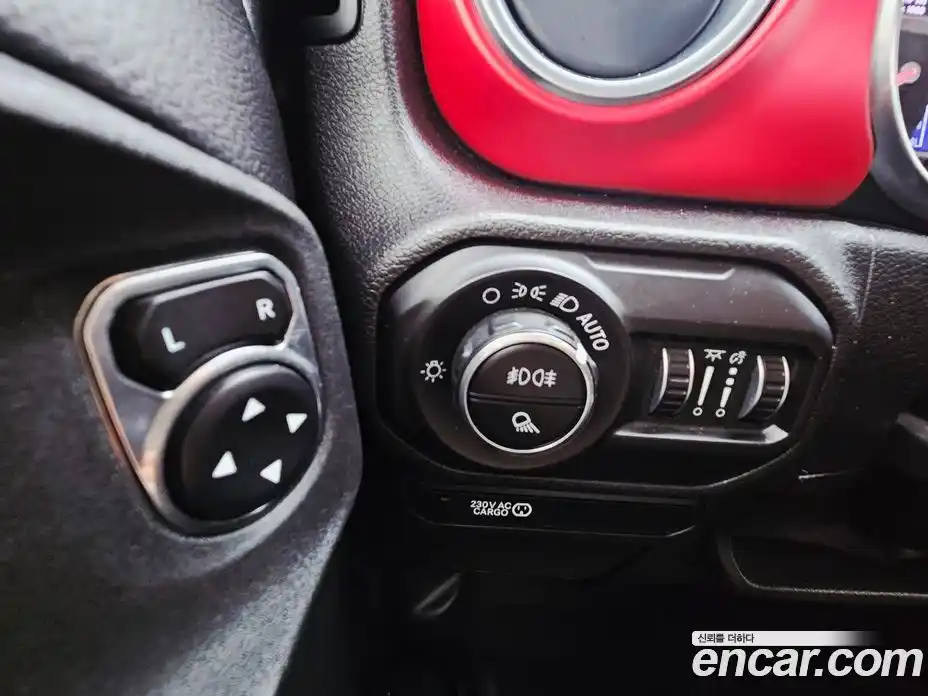 Jeep Gladiator 2021 3.6 Автомат в Москве № 170021, фото 18