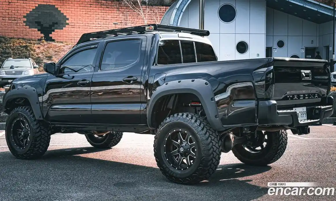 Toyota Tacoma 2016 3.5 Автомат в Москве № 170339, фото 3