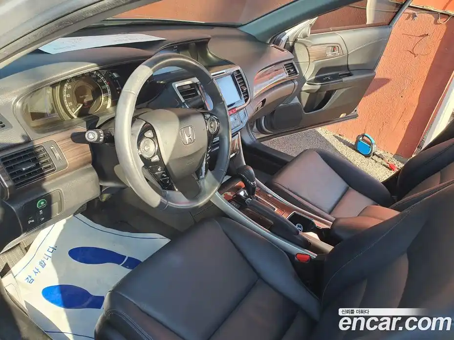 Honda Accord 2017 2.0 Автомат в Москве № 170715, фото 18