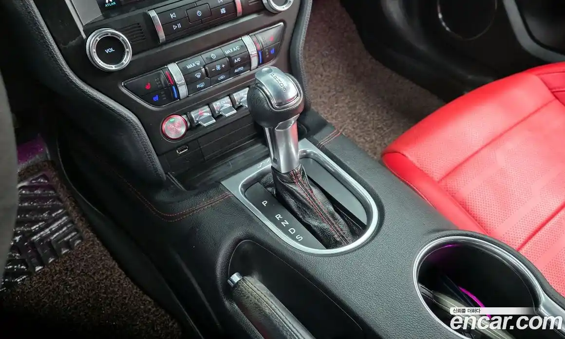 Ford Mustang 2019 2.3 Автомат в Москве № 170948, фото 10