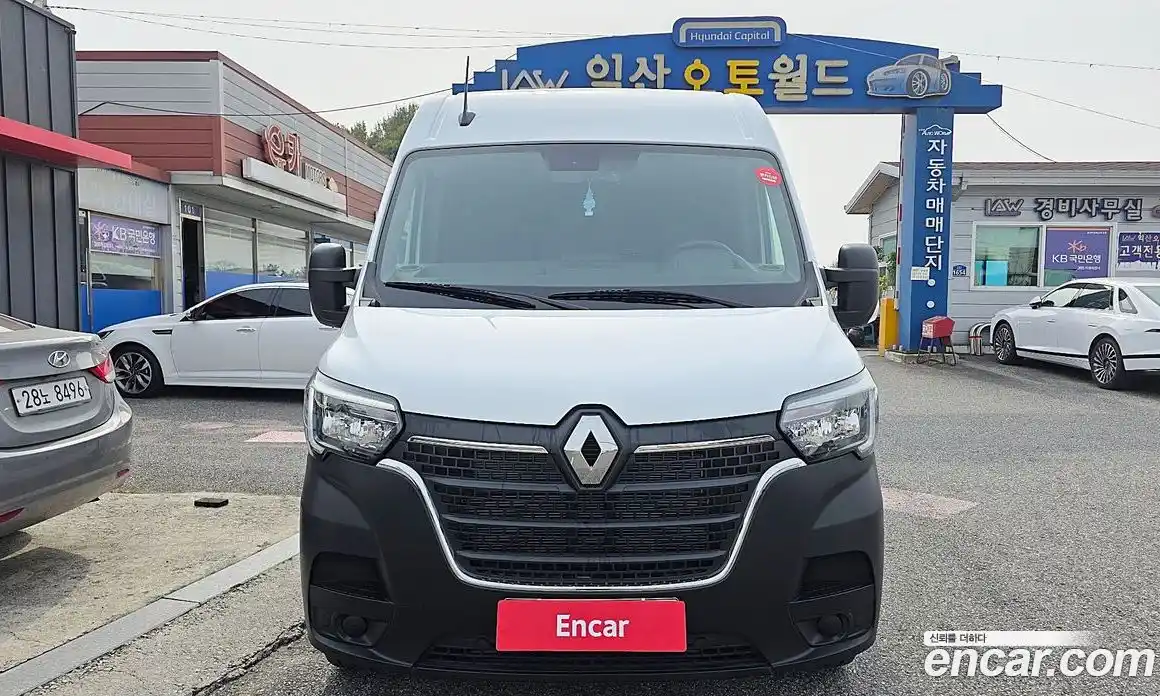 Renault Master 2024 2.3 Механическая в Москве № 176232, фото 3