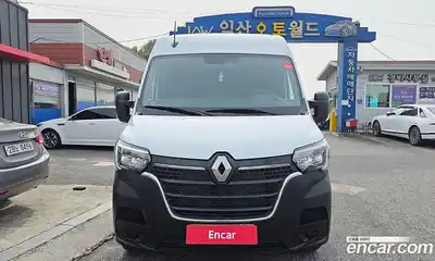Renault Master 2024 2.3 Механическая в Москве № 176232, миниатюра 3