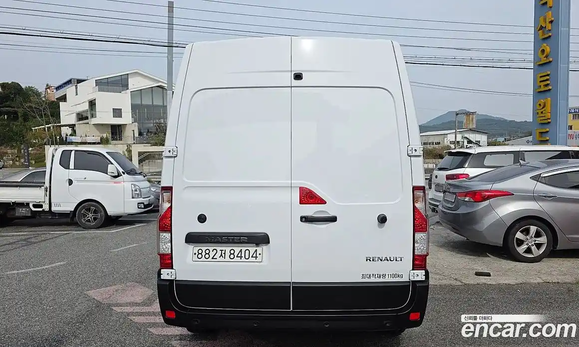 Renault Master 2024 2.3 Механическая в Москве № 176232, фото 4