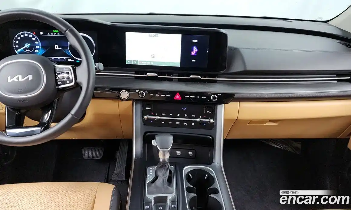 Kia Canival 2023 3.5 Автомат в Москве № 18109, фото 11