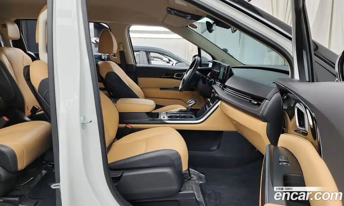 Kia Canival 2023 3.5 Автомат в Москве № 18109, фото 17