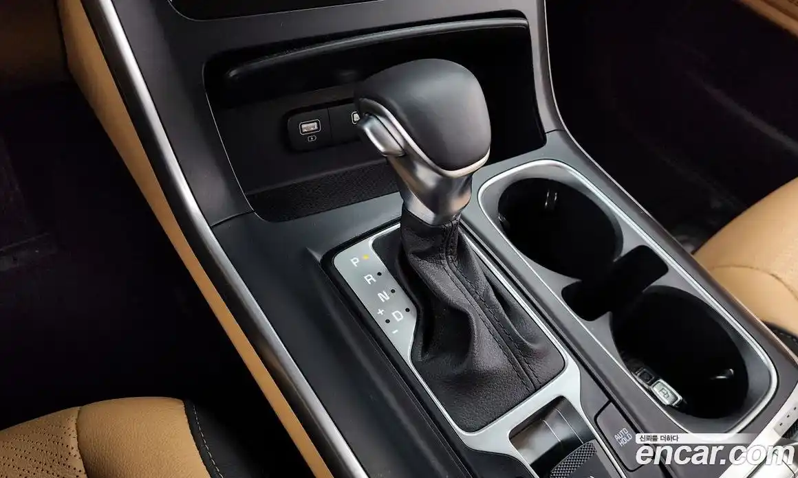 Kia Canival 2023 3.5 Автомат в Москве № 18109, фото 20