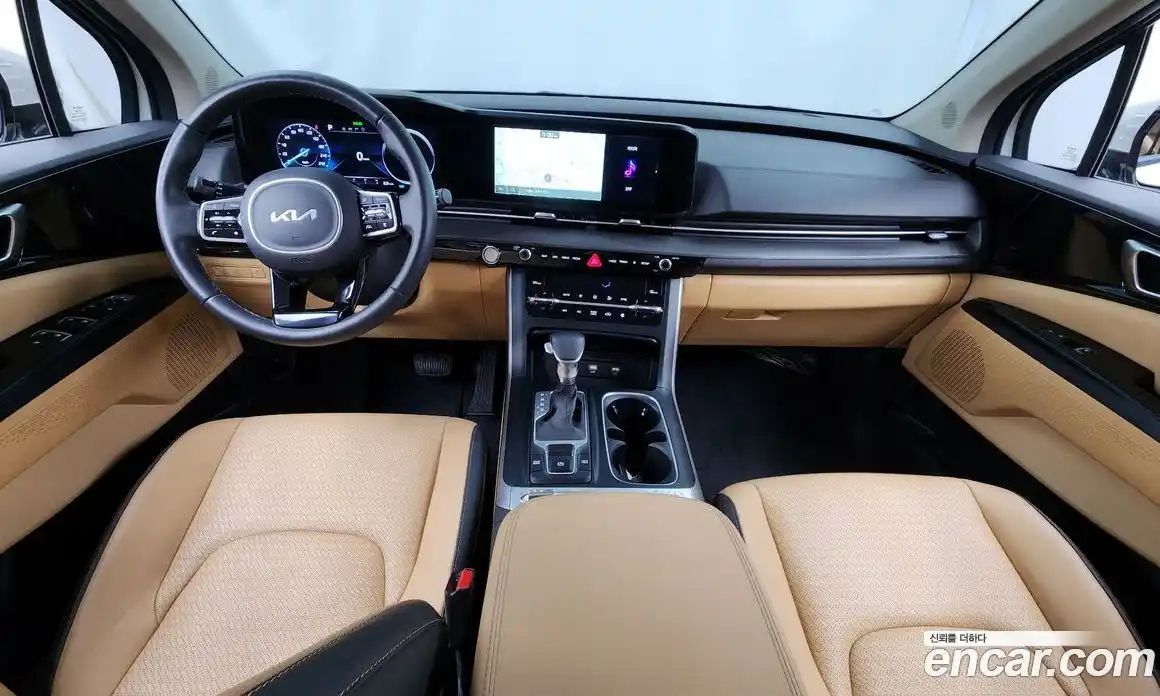 Kia Canival 2023 3.5 Автомат в Москве № 18109, фото 3